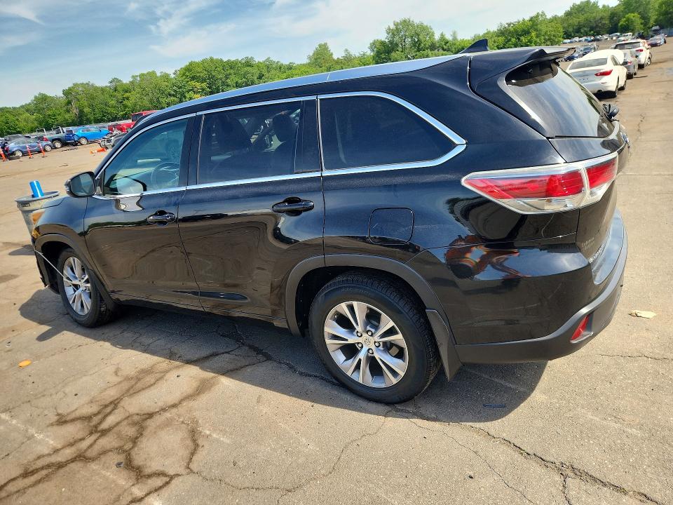 2015 Toyota VIN 5TDJKRFH6FS203948 COPART salvage auction — FRONT END, Ct - Cert Of Title-Salvage, sold $5,700 on 2026-07-31 (photo 2)
