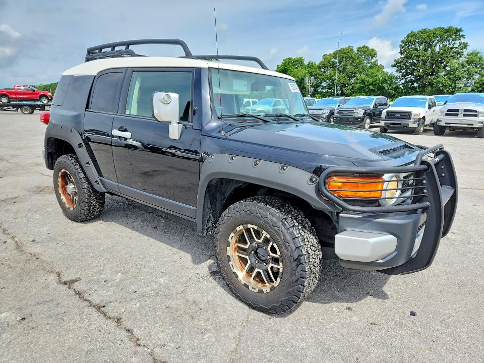2008 Toyota Fj cruiser VIN JTEBU11F98K052907 COPART salvage auction — HAIL, Mo - Salvage Certificate Of Title, sold $3,900 on 2026-07-27 (photo 4)