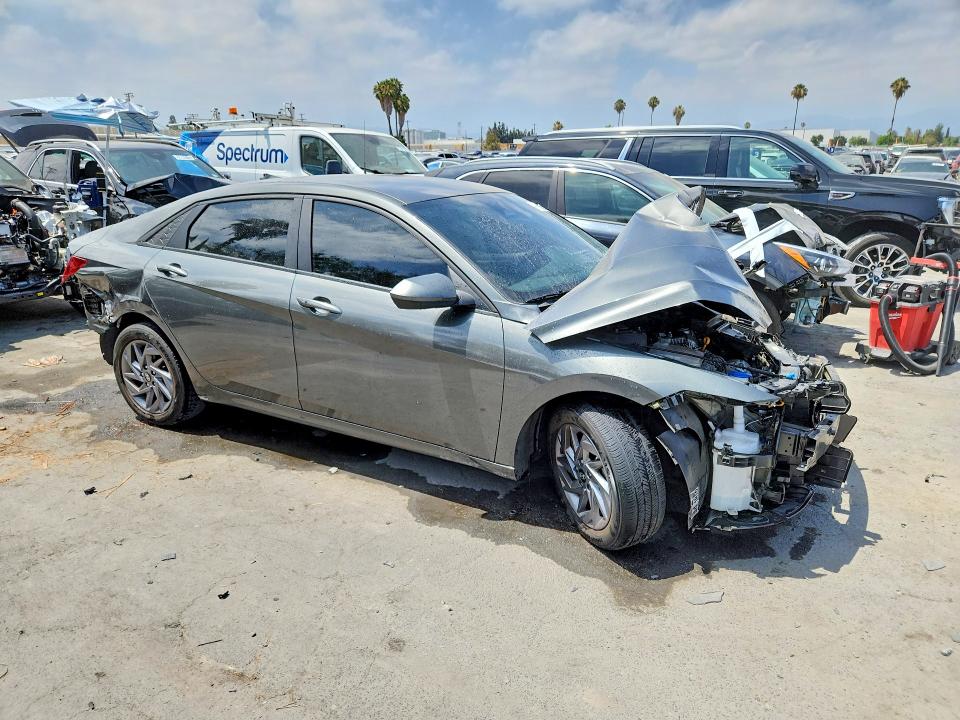 2024 Hyundai Elantra VIN KMHLM4DJ9RU096966 COPART salvage auction — ALL OVER, CA - CERTIFICATE OF TITLE, sold $1,000 on 2026-07-16 (photo 4)