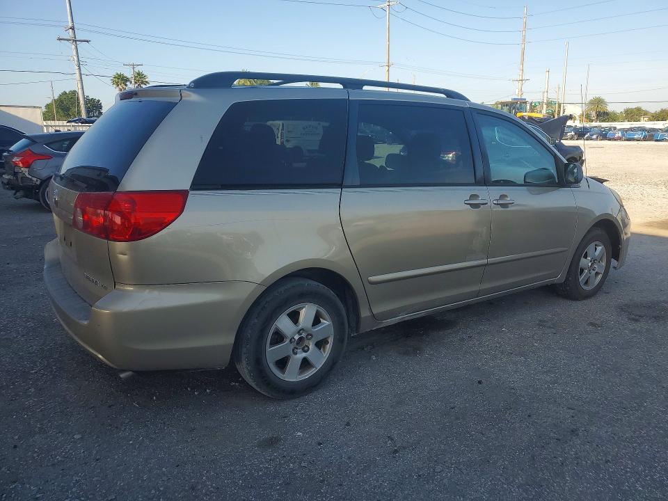 2009 Toyota Sienna VIN 5TDZK23C09S273422 COPART salvage auction — FRONT END, FL - CERT OF TITLE SLVG REBUILDABLE, sold $700 on 2026-07-14 (photo 3)
