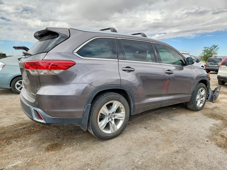 2019 Toyota Highlander VIN 5TDDZRFH9KS711091 COPART salvage auction — FRONT END, Nm - Cert Of Title-Salvage, sold $6,700 on 2026-07-09 (photo 3)