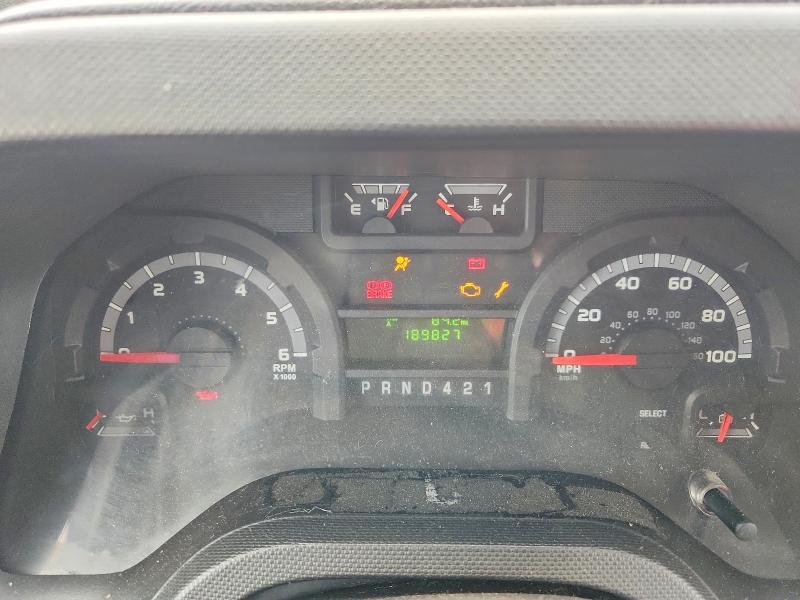 2019 Ford Econoline VIN 1FDFE4FS5KDC61188 COPART salvage auction — MINOR DENT/SCRATCHES, Tn - Certificate Of Title, sold $3,650 on 2026-08-17 (photo 9)