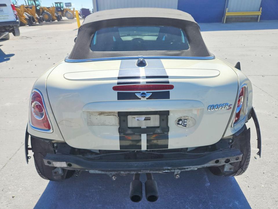 2014 Mini Cooper VIN WMWSY3C54ET566661 COPART salvage auction — REAR END, Tx - Salvage Vehicle Title, sold $2,600 on 2026-07-31 (photo 6)