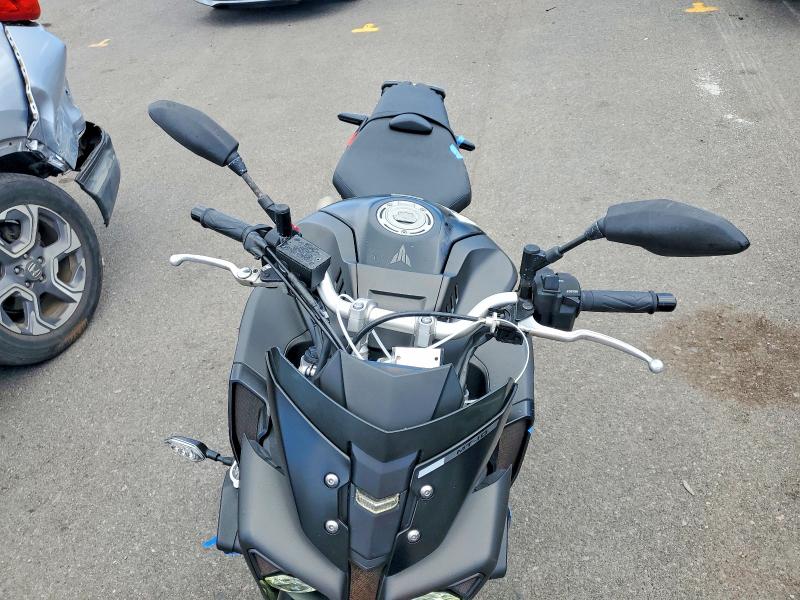 2020 Yama Mt-10 VIN JYARN48E2LA003251 COPART salvage auction — MINOR DENT/SCRATCHES, HI - CERTIFICATE OF TITLE, sold $2,450 on 2026-08-17 (photo 5)