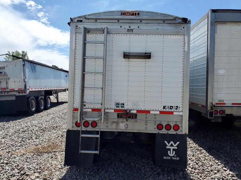 2015 Timpte Grain trailer VIN 1TDH43022FB145872 COPART salvage auction — ROLLOVER, IA - CERTIFICATE OF TITLE, sold $5,500 on 2026-07-27 (photo 5)