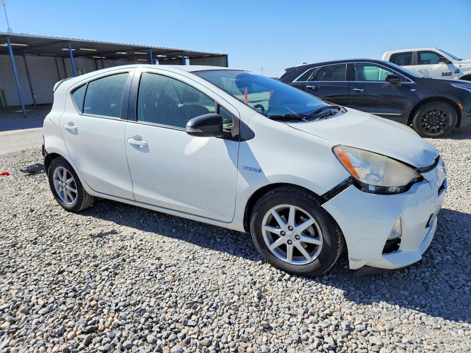 2012 Toyota Prius c VIN JTDKDTB32C1518972 COPART salvage auction — REAR END, CO - SALVAGE TITLE, sold $875 on 2026-07-28 (photo 4)