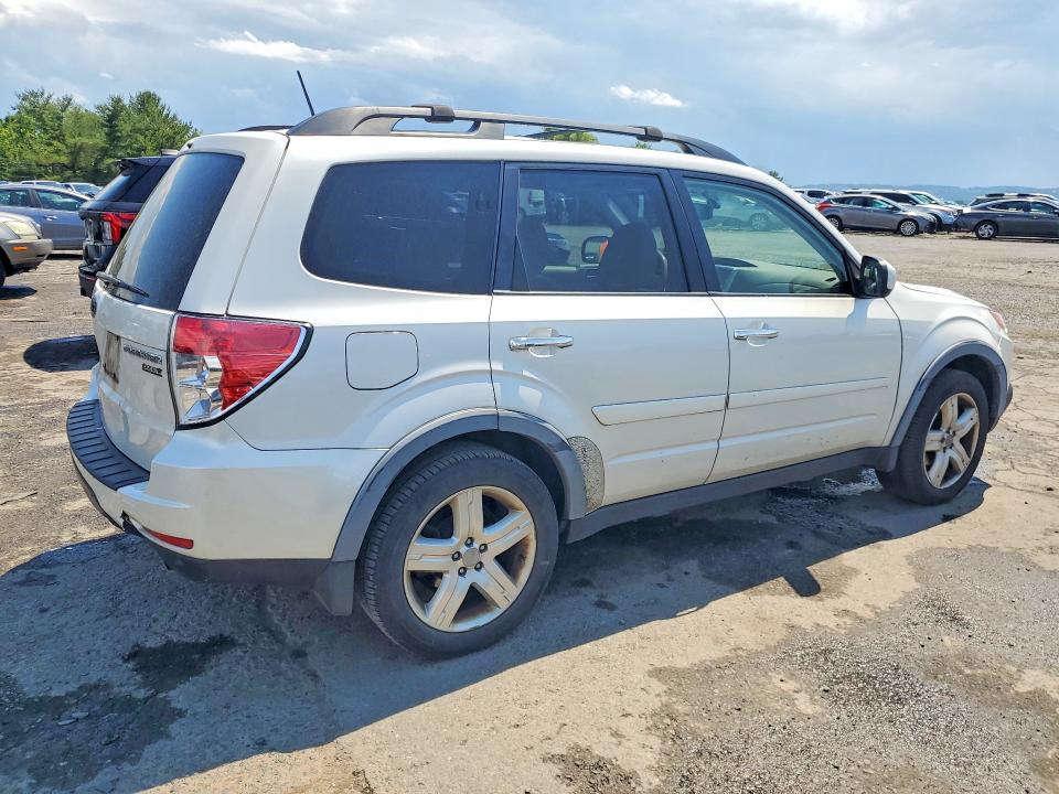 2010 Subaru Forester VIN JF2SH6CC5AH700904 COPART salvage auction — REAR END, PA - CERTIFICATE OF SALVAGE, sold $450 on 2026-07-14 (photo 3)