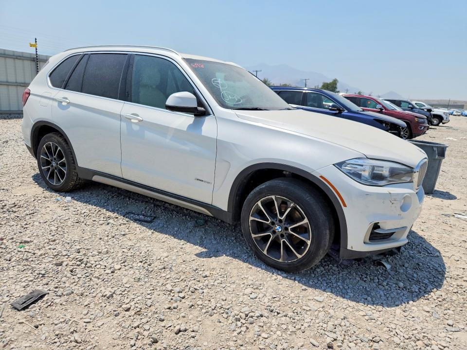 2017 BMW VIN 5UXKR0C55H0V65067 COPART salvage auction — MINOR DENT/SCRATCHES, Ut - Certificate Of Title, sold $2,600 on 2026-07-24 (photo 4)