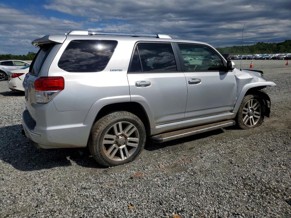 2011 Toyota 4runner VIN JTEBU5JR1B5076092 COPART salvage auction — FRONT END, SC - CERT OF TITLE-SALVAGE, sold $9,000 on 2026-07-22 (photo 3)