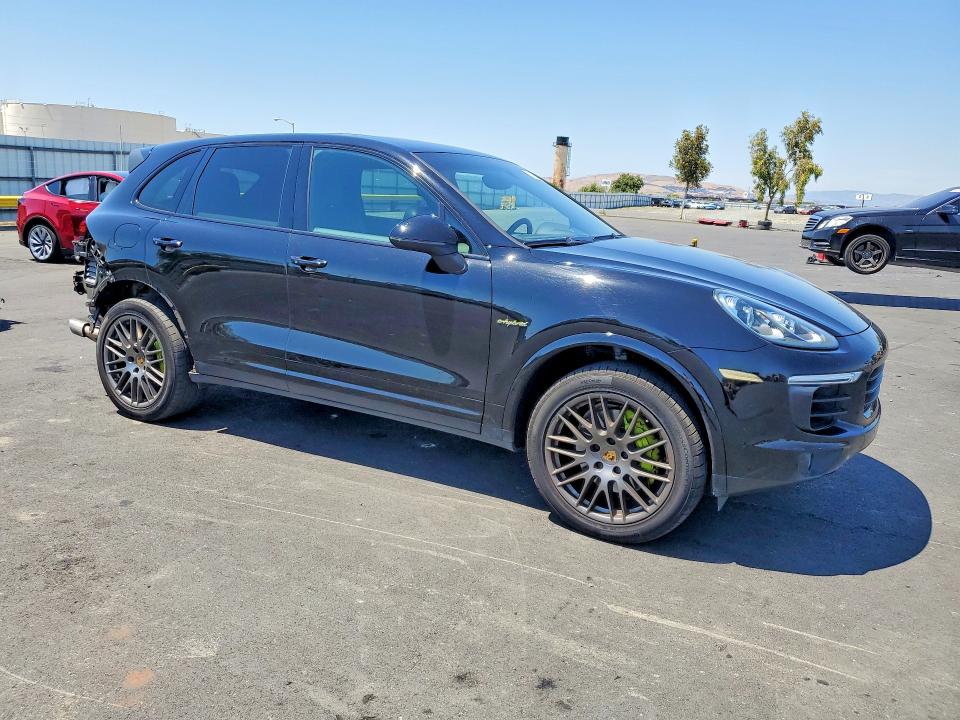 2018 Porsche Cayenne VIN WP1AE2A22JLA72530 COPART salvage auction — REAR END, Ca - Salvage Certificate, sold $8,200 on 2026-07-13 (photo 4)