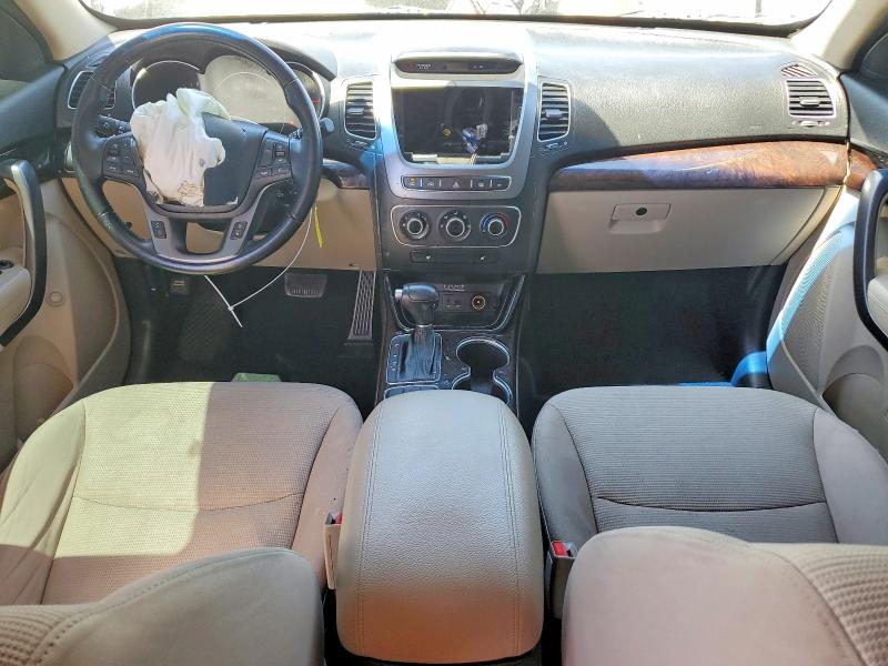2014 Kia Sorento VIN 5XYKT3A63EG478645 COPART salvage auction — FRONT END, Ca - Salvage Certificate, sold $550 on 2026-07-09 (photo 8)