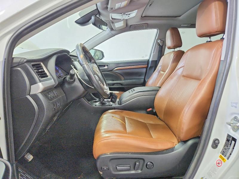 2018 Toyota Highlander VIN 5TDYZRFH2JS266189 COPART salvage auction — FRONT END, NC - DEALER ONLY CLEAN TITLE, sold $9,200 on 2026-07-16 (photo 7)