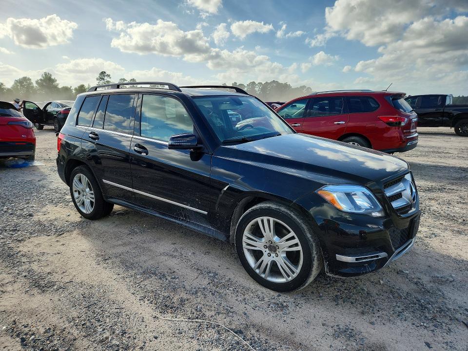 2013 Mercedes-benz VIN WDCGG8JB4DG069676 COPART salvage auction — MINOR DENT/SCRATCHES, CO - CERTIFICATE OF TITLE (P), sold $5,400 on 2026-07-27 (photo 4)