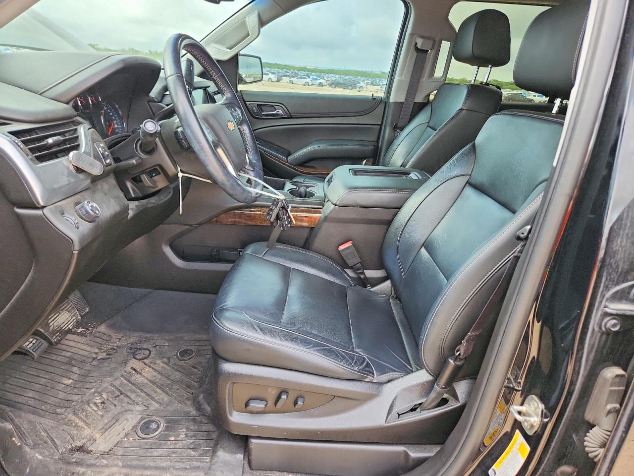 2019 Chevrolet Suburban VIN 1GNSCHKC2KR264364 COPART salvage auction — Hail, TX - CERTIFICATE OF TITLE, sold $15,000 on 2026-07-09 (photo 7)