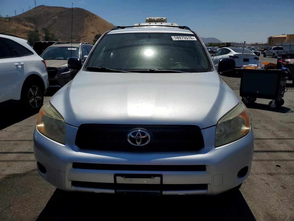 2007 Toyota Rav4 VIN JTMZD33V275038587 COPART salvage auction — MINOR DENT/SCRATCHES, Ca - Dis/Dlr/Exp Only Clean Title, sold $1,150 on 2026-07-02 (photo 5)