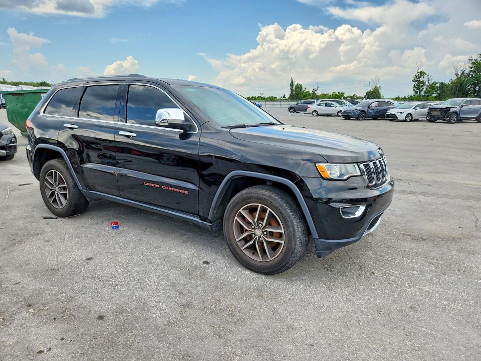 2017 Jeep Cherokee VIN 1C4RJFBG7HC911440 COPART salvage auction — SIDE, In - Certificate Of Title, sold $2,850 on 2026-07-28 (photo 4)