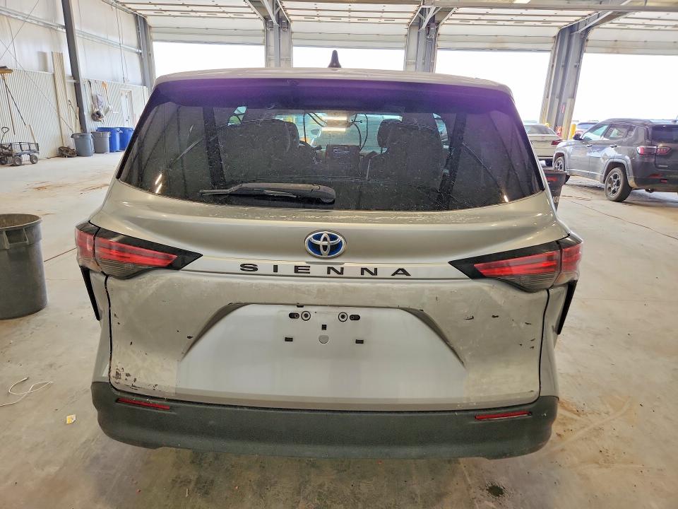 2022 Toyota Sienna VIN 5TDKSKFC3NS062223 COPART salvage auction — SIDE, Oh - Certificate Of Title, sold $675 on 2026-07-28 (photo 6)