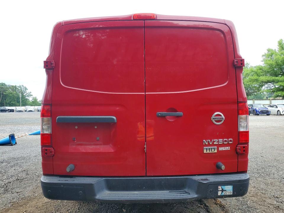 2015 Nissan VIN 1N6BF0KX6FN804944 COPART salvage auction — MINOR DENT/SCRATCHES, Md - Certificate Of Title, sold $500 on 2026-07-21 (photo 6)
