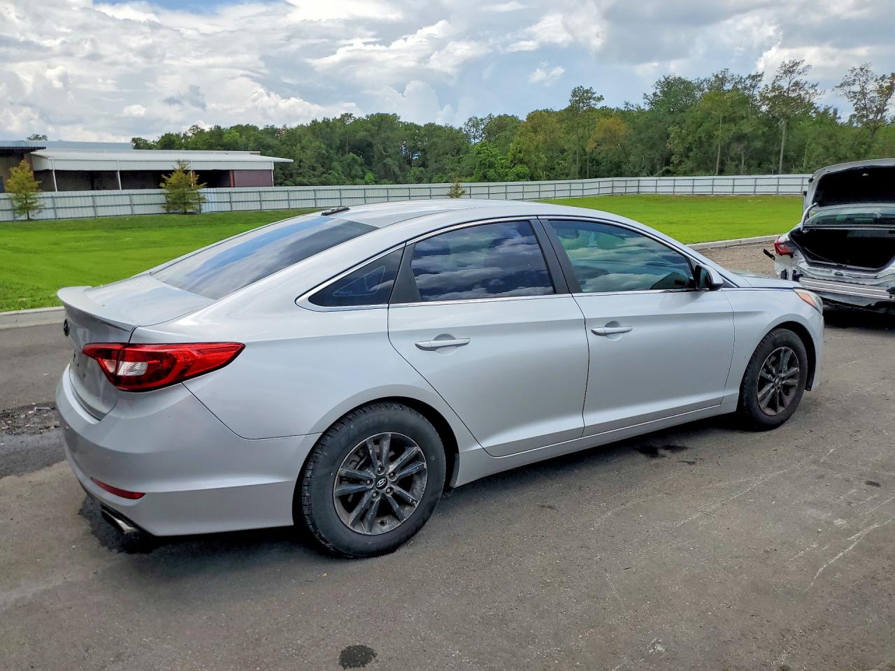2016 Hyundai Sonata VIN 5NPE24AF4GH267374 COPART salvage auction — Minor Dent/Scratches, FL - CERTIFICATE OF TITLE, sold $1,000 on 2026-07-09 (photo 3)