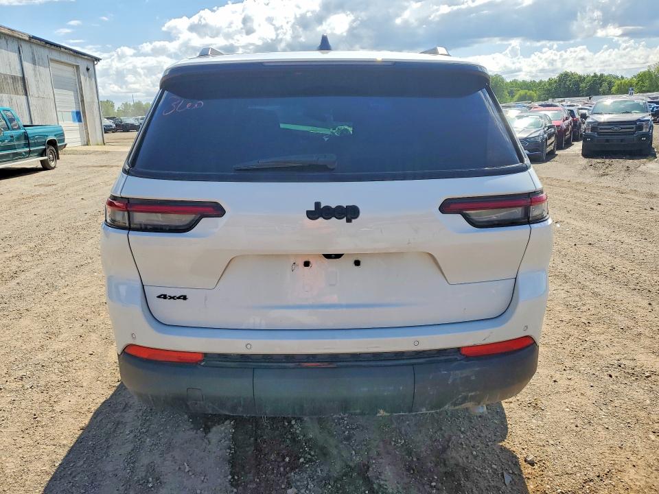 2025 Jeep Cherokee VIN 1C4RJKAG4S8679366 COPART salvage auction — FRONT END, Mi - Scrap Certificate Of Title, sold $4,100 on 2026-09-09 (photo 6)