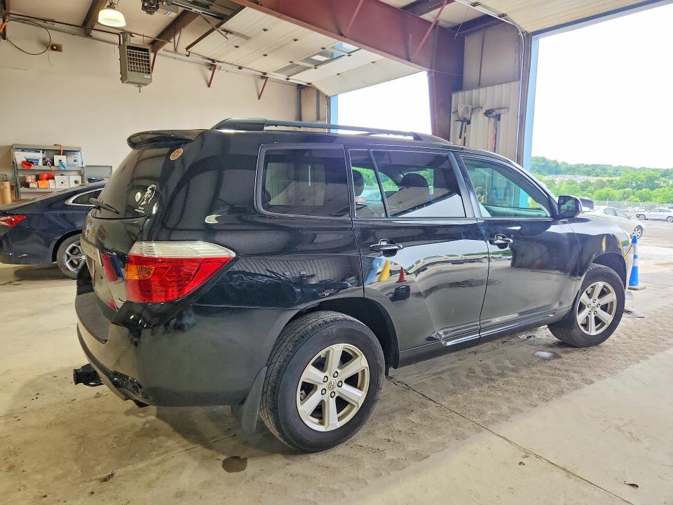 2010 Toyota Highlander VIN 5TDJK3EH6AS011050 COPART salvage auction — FRONT END, Pa - Certificate Of Salvage, sold $2,050 on 2026-07-10 (photo 3)