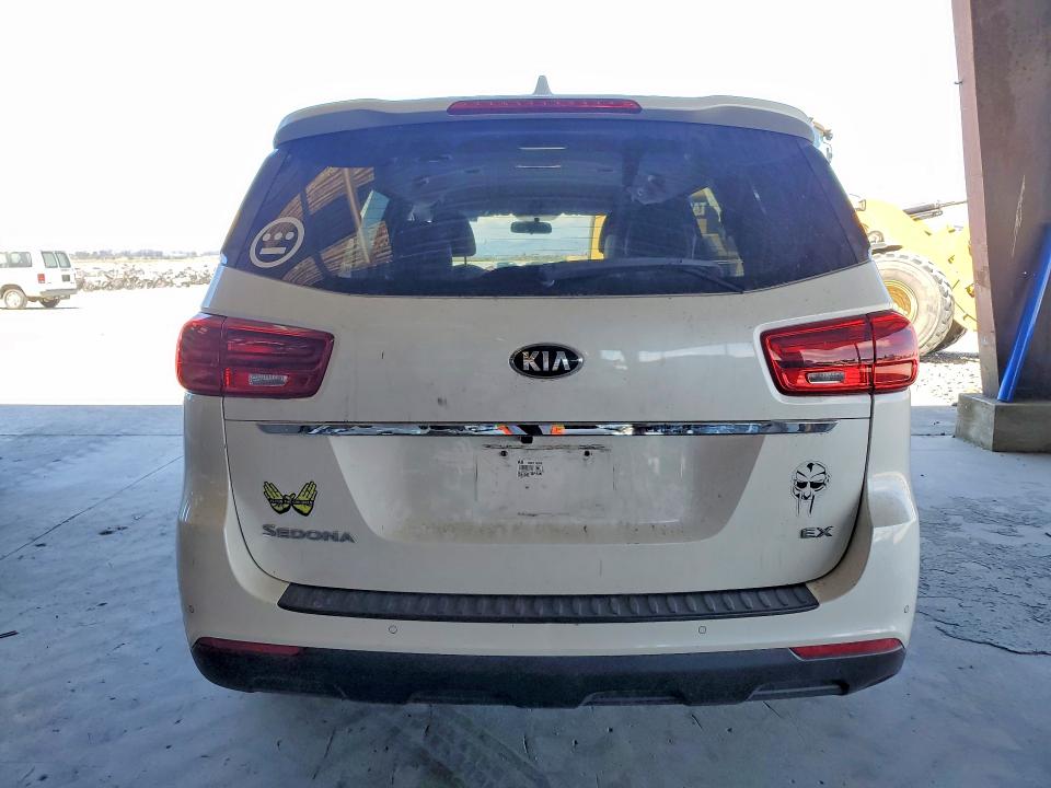 2021 Kia SEDONA VIN KNDMB5C10M6673418 COPART salvage auction — FRONT END, Ca - Salvage Certificate, sold $3,900 on 2026-07-09 (photo 6)