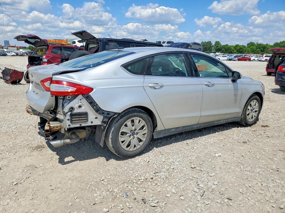 2014 Ford Fusion VIN 1FA6P0G7XE5356013 COPART salvage auction — REAR END, OH - CERT OF TITLE-SALVAGE, sold $750 on 2026-07-02 (photo 3)