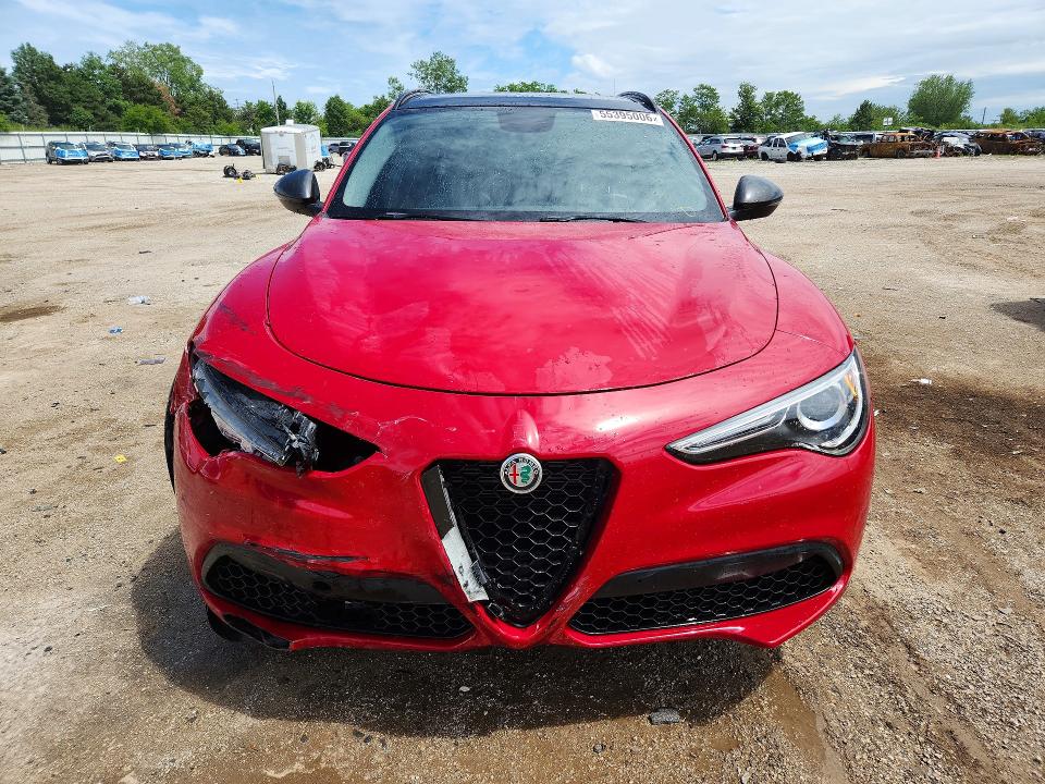 2019 Alfa romeo VIN ZASPAKAN2K7C42419 COPART salvage auction — FRONT END, Il - Salvage Certificate, sold $975 on 2026-07-28 (photo 5)