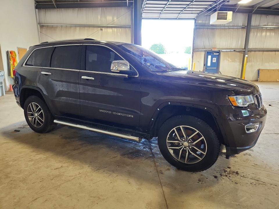 2017 Jeep Grand cherokee VIN 1C4RJFBG1HC604409 COPART salvage auction — NORMAL WEAR, WV - CERTIFICATE OF TITLE, sold $9,507 on 2026-08-11 (photo 4)