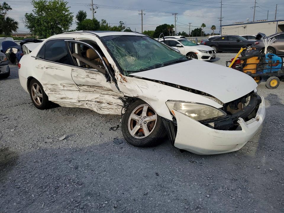2003 Honda Accord VIN JHMCM56633C065663 COPART salvage auction — SIDE, Fl - Cert Of Title Slvg Rebuildable, sold $650 on 2026-07-07 (photo 4)