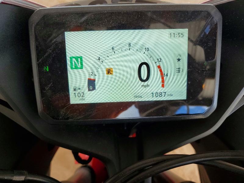 2026 Honda Cbr VIN MLHRH1558T5201451 COPART salvage auction — SIDE, Tx - Salvage Vehicle Title, sold $1,450 on 2026-07-30 (photo 7)