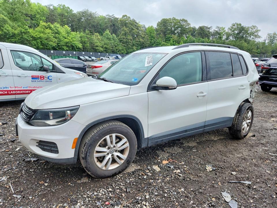 2017 Volkswagen Tiguan VIN WVGBV7AX3HK013528 COPART salvage auction — REAR END, Md - Cert Of Salvage > 75% Damage, sold $1,600 on 2026-07-28 (photo 1)