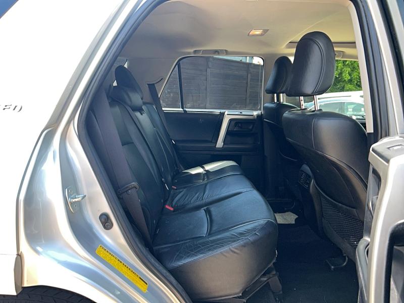 2012 Toyota 4runner VIN JTEZU5JR3C5036631 COPART salvage auction — MINOR DENT/SCRATCHES, Tx - Certificate Of Title (P), sold $8,300 on 2026-07-02 (photo 6)