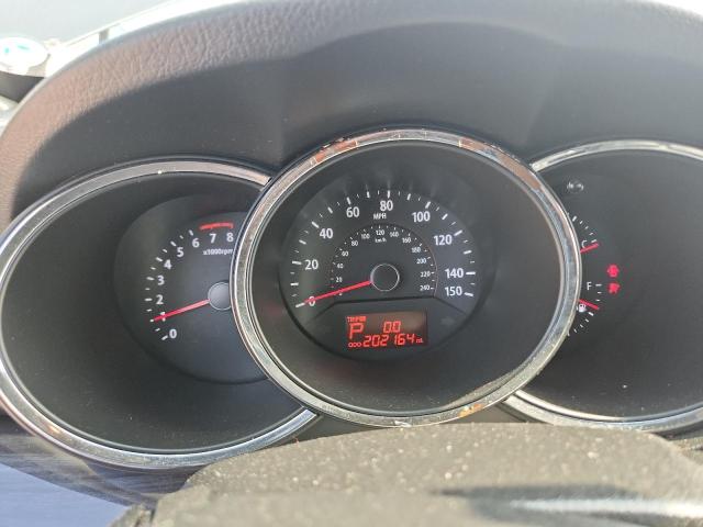 2013 Kia Sorento VIN 5XYKU3A64DG397889 COPART salvage auction — NORMAL WEAR, Ga - Certificate Of Title, sold $650 on 2026-07-29 (photo 9)