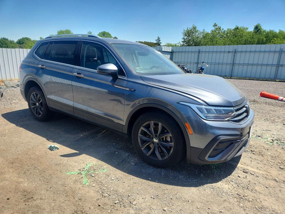 2022 Volkswagen Tiguan VIN 3VV2B7AX0NM030693 COPART salvage auction — SIDE, Ma - Cert Of Title-Salvage, sold $3,500 on 2026-09-02 (photo 4)