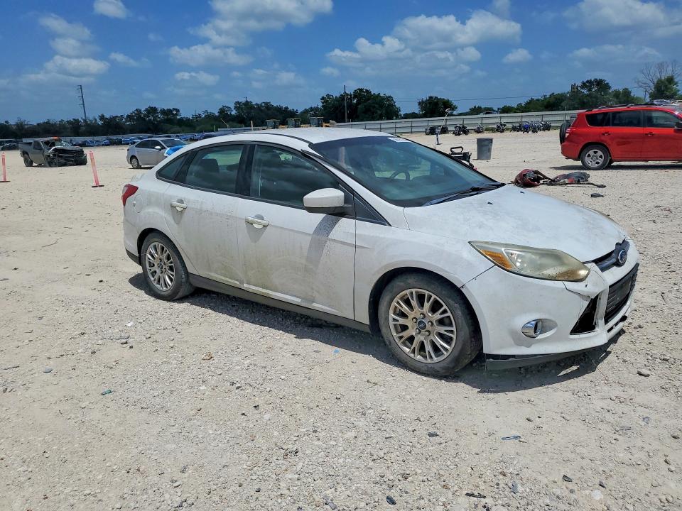 2012 Ford Focus VIN 1FAHP3F22CL178140 COPART salvage auction — FRONT END, Tx - Certificate Of Title, sold $300 on 2026-07-02 (photo 4)