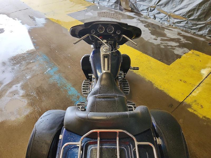 2012 Harley-davidson Flhtcutg VIN 1HD1MAM17CB855657 COPART salvage auction — MINOR DENT/SCRATCHES, Va - Certificate Of Title, sold $6,000 on 2026-07-10 (photo 6)