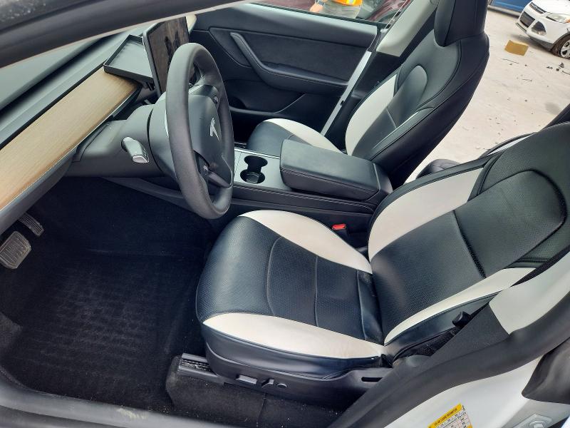 2022 Tesla VIN 7SAYGDEE9NF434469 COPART salvage auction — SIDE, Tx - Salvage Vehicle Title, sold $7,800 on 2026-07-07 (photo 7)