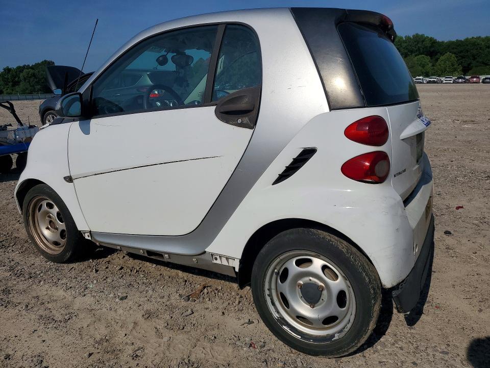 2015 Smart Fortwo VIN WMEEJ3BAXFK795745 COPART salvage auction — MECHANICAL, Ar - Cert Of Title-Salvage, sold $225 on 2026-08-17 (photo 2)