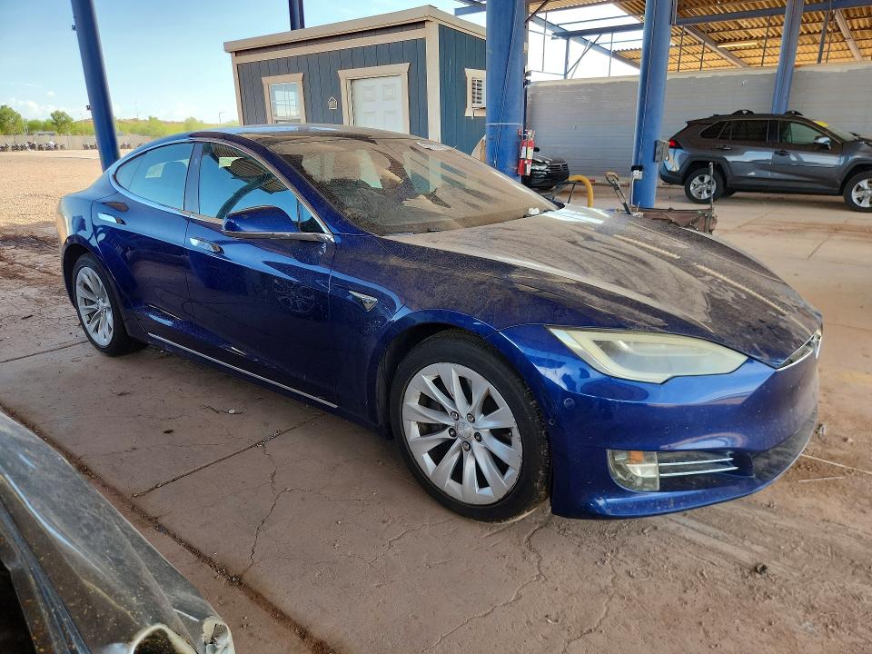 2017 Tesla Model s VIN 5YJSA1E14HF189536 COPART salvage auction — MINOR DENT/SCRATCHES, Az - Certificate Of Title, sold $11,895 on 2026-07-02 (photo 4)