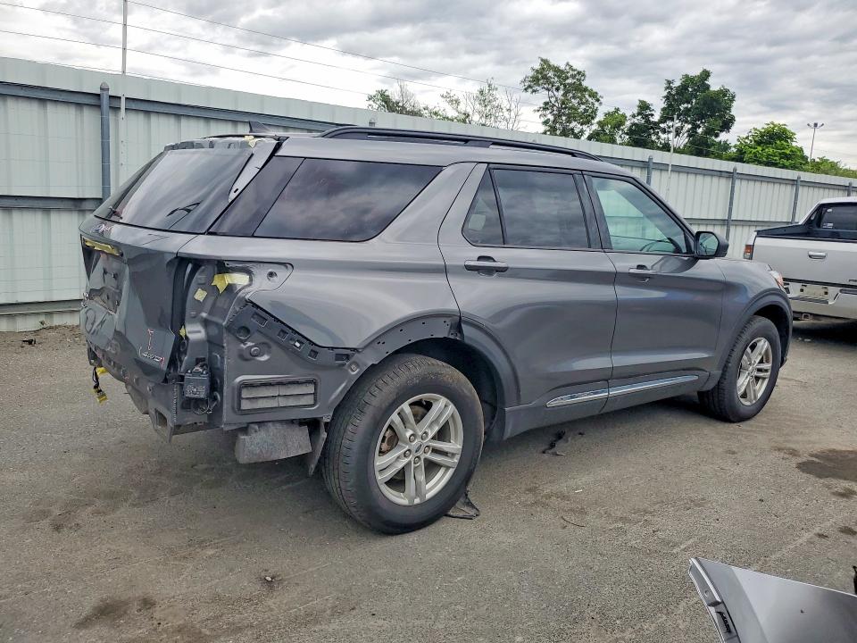 2024 Ford Explorer VIN 1FMSK8DH3RGA35293 COPART salvage auction — REAR END, Nj - Cert Of Title-Salvage, sold $7,900 on 2026-07-28 (photo 3)