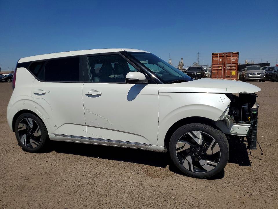 2023 Kia Soul VIN KNDJ53AU7P7841257 COPART salvage auction — FRONT END, Az - Cert Of Title - Salvage, sold $175 on 2026-07-06 (photo 4)