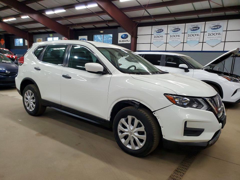 2017 Nissan Rogue VIN 5N1AT2MV8HC847643 COPART salvage auction — FRONT END, Va - Certificate Of Title, sold $2,050 on 2026-07-03 (photo 4)
