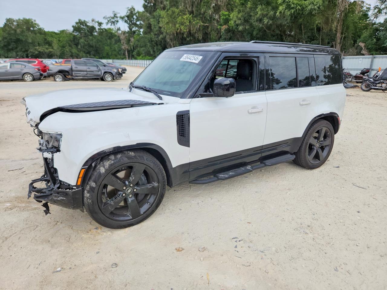 2025 Land Rover Defender VIN SALE27EU9S2446300 — COPART salvage auction photo