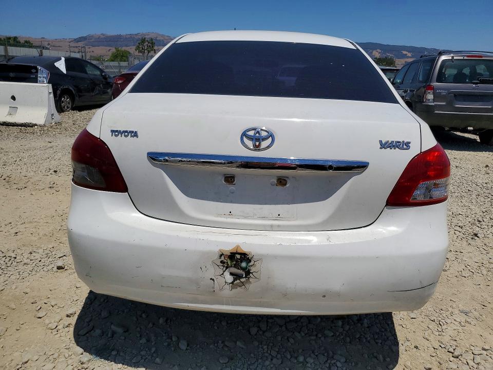 2007 Toyota Yaris VIN JTDBT923171015607 COPART salvage auction — VANDALISM, CA - SALVAGE CERTIFICATE, sold $500 on 2026-07-09 (photo 6)