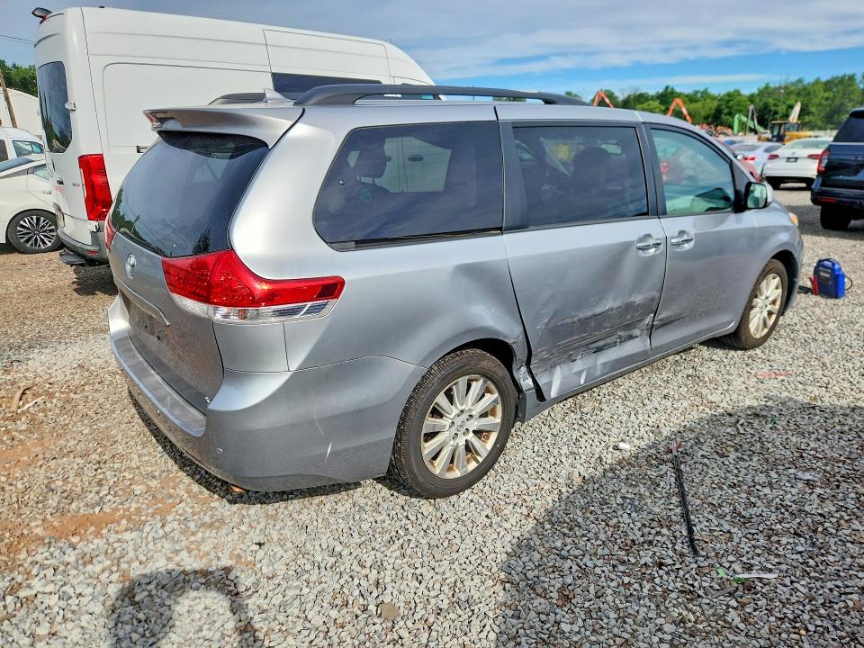 2013 Toyota Sienna VIN 5TDDK3DC3DS057913 COPART salvage auction — SIDE, Nj - Cert Of Title-Salvage, sold $500 on 2026-07-21 (photo 3)