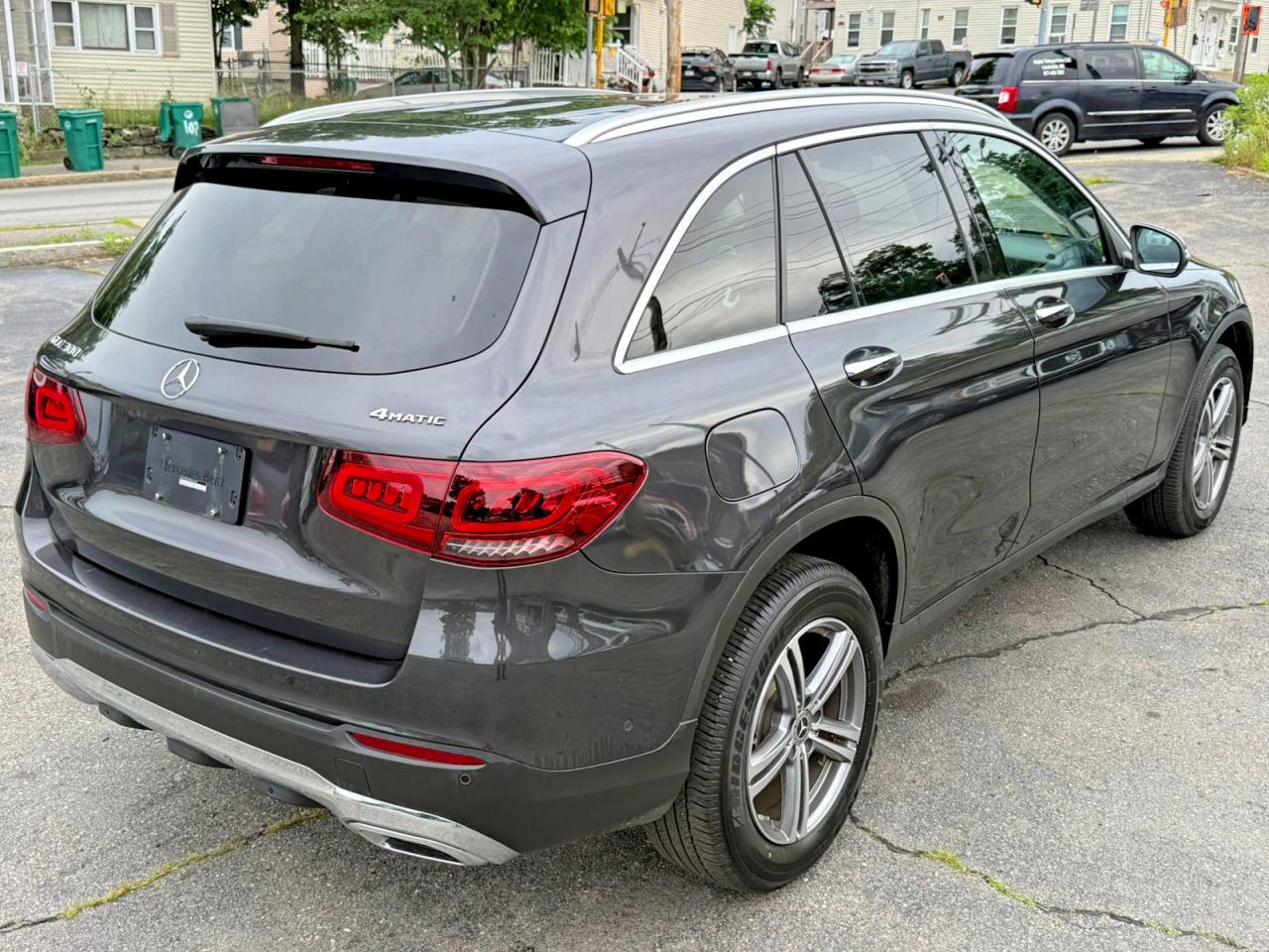 2021 Mercedes-Benz GLC-Class VIN W1N0G8EB8MV302853 COPART salvage auction — Minor Dent/Scratches, RI - CERTIFICATE OF TITLE (P), sold $15,900 on 2026-07-01 (photo 3)