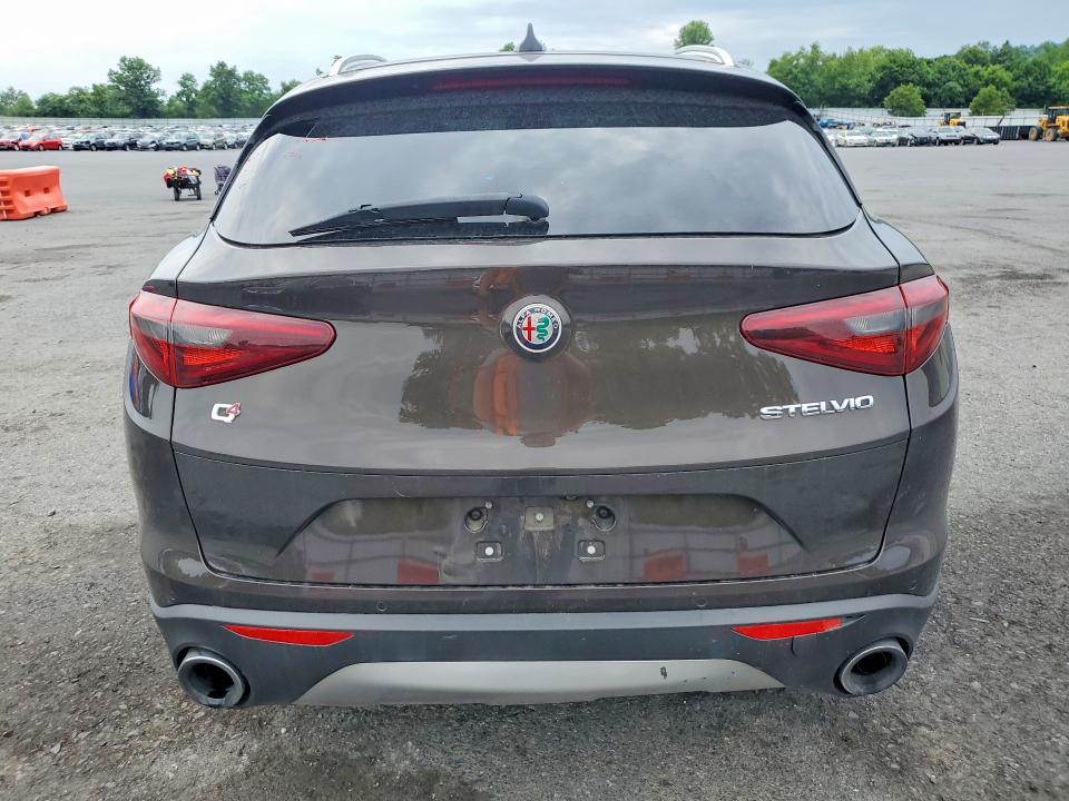 2019 Alfa romeo Stelvio VIN ZASPAKBN2K7C36294 COPART salvage auction — MINOR DENT/SCRATCHES, CT - CERTIFICATE OF TITLE (P), sold $4,800 on 2026-07-14 (photo 6)