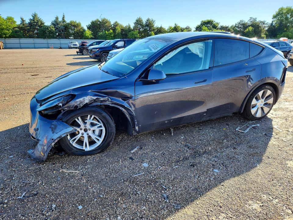 2021 Tesla Model y VIN 5YJYGDEE8MF211142 COPART salvage auction — FRONT END, Il - Salvage Certificate, sold $7,000 on 2026-08-25 (photo 1)