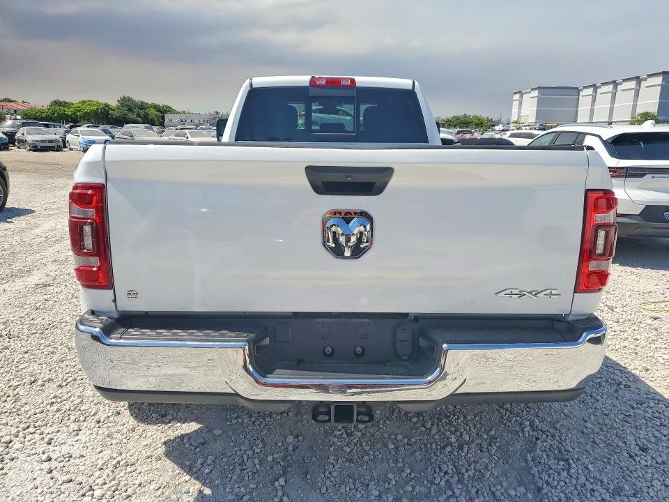 2024 Ram 3500 VIN 3C63RRGL6RG294799 COPART salvage auction — MINOR DENT/SCRATCHES, Fl - Certificate Of Title (P), sold $35,500 on 2026-07-02 (photo 6)